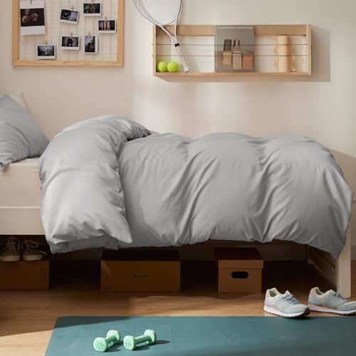 Image of Bedsure Twin /Twin XL Duvet Cover, Double Brushed Bedding Set, Silver Grey | For Kids & Adults, 68 inchx90 inch Comforter Cover, Hotel Luxury, All Season, Breathable, Easy Care, Lightweight, Zipper Closure