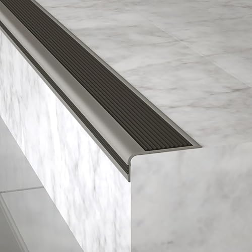 Genérico Perfil Antideslizante Autoadhesivo para escaleras, Tira de Borde de PVC Flexible para Uso Interior/Exterior, Protector de Borde de peldaños de Vinilo Negro y Gris, solución de Seguridad de 0