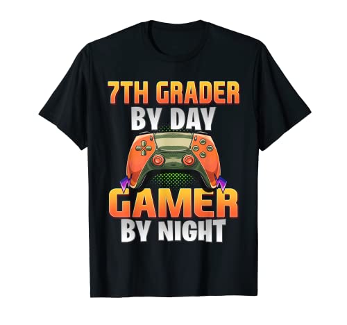 Amusant Gamer Étudiants Gaming 7e année par jour Gamer la nuit T-Shirt