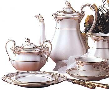 Spode-Stafford Platinum Coffee Pot-Y8636