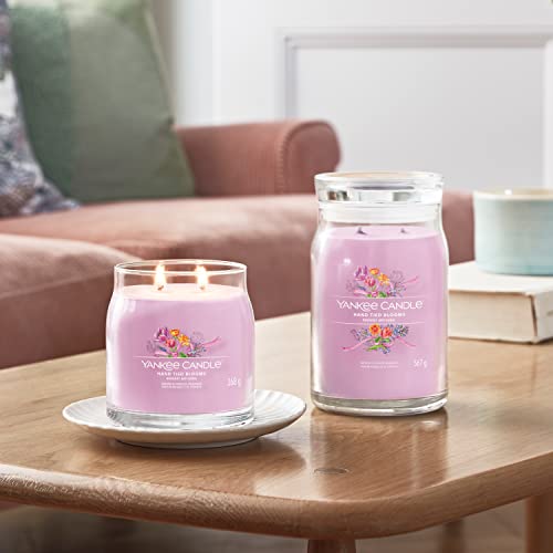 Yankee-Candle-Signature-Scented-Candle-Hand-Tied-Blooms-Large-Jar-Candle-with-Double-Wicks-Soy-Wax-Blend-Long-Burning-Candle-Perfect-Gifts-for-Women
