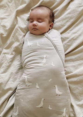 Gunamuna Newborn Baby Swaddle Wrap, Unisex Infant Sleep Sack Duvet With Easy Change Diaper - 0-3 Months, 0.5 Tog, Goose #TOP1