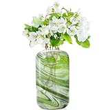Squisita artigianalità: il nostro vaso da fiori è soffiato a mano da vetro spesso con pregevole fattura, che lo rende durevole, forte e squisito. Con apertura liscia e fondo ispessito, la nostra bottiglia con motivo a nuvola non è facile da cadere, garantendo un servizio permanente.