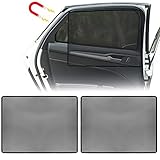 5D-Kohlenstoffgarn Sonnenschutz - Auto Sonnenschutz besteht aus hochwertigen Materialien, ist sicher und ungiftig, stark und langlebig. Das einperspektivische 5D-Kohlenstoffgarn verhindert wirksam Blendung. Die dichte und dichte 5D-Struktur blockiert nicht die Sichtlinie, und die Sichtlinie aus dem Auto heraus ist immer noch klar.