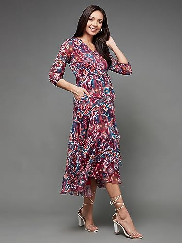 Image of Miss Chase Women's Multicolored-Base-Brown Relaxed Fit Maxi Lurex Chiffon Dress