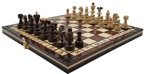 Jeu d'échecs en bronze et bois noble avec son échiquier pliable de voyage