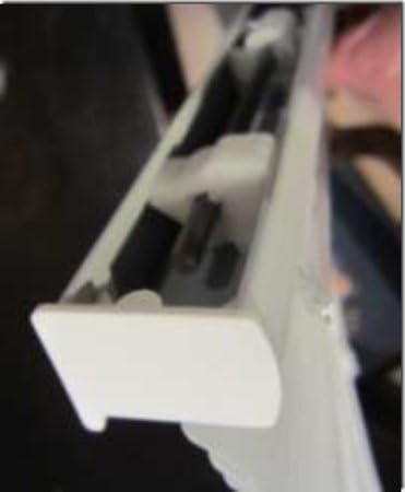 Amazing Drapery Hardware Mini Blind Bracket for 1" X 1 1/2" Headrail (inc. Bali): Metal (Box Style) White (2)