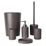 Attraente e funzionale: esterno geometrico unico e finitura opaca classica, questo set da bagno accessori porta un tocco elegante a tutto il tuo bagno. Ben confezionato, assicurarsi che siano arrivati in sicurezza senza danni. Ottimo come regalo di inaugurazione della casa, regalo di matrimonio, compleanno e festa della mamma.