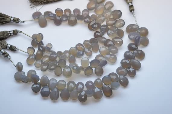 Calcédoine grise naturelle en briolette LKBEADS pour créer vos bijoux de rentrée