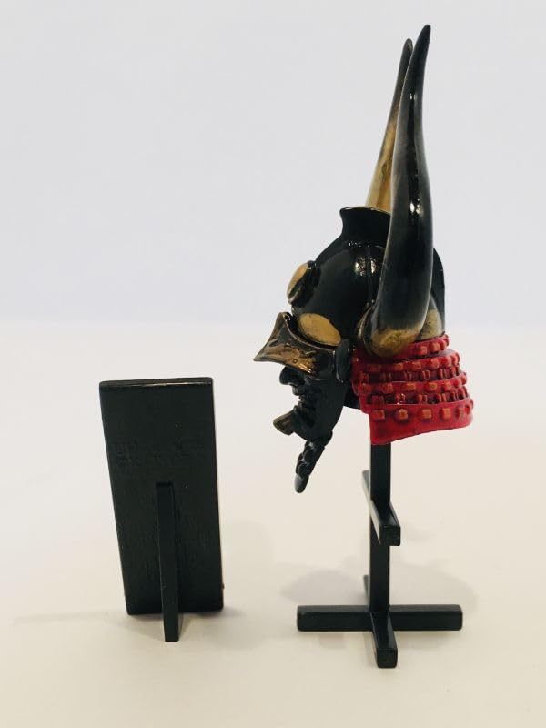 Amazon.co.jp: 兜 かぶと 日本 日本史 戦国時代 フィギュア 武士 武者