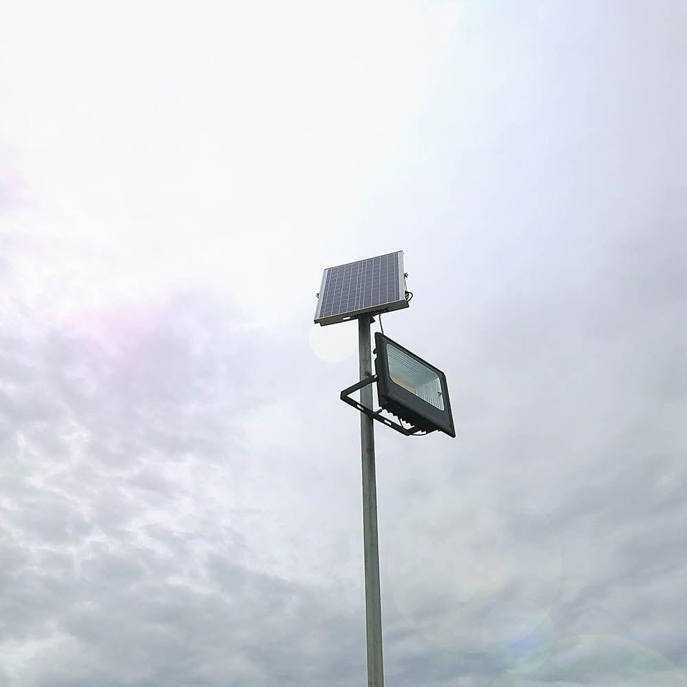 Faro LED 200W con Pannello Solare e Telecomando 4000K