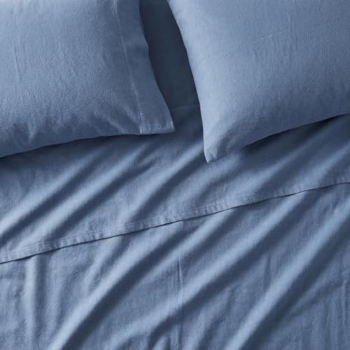 Eddie Bauer - Queen Sheet Set with Fitted Sheet & Pillowcases by Eddie Bauer - Used condition - Image 3