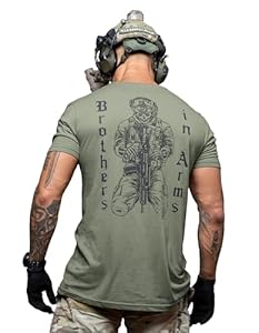 Brothers in Arms Herren T-Shirt – athletische Passform - aus 100% Baumwolle hochwertiger Druck, Made in Germany