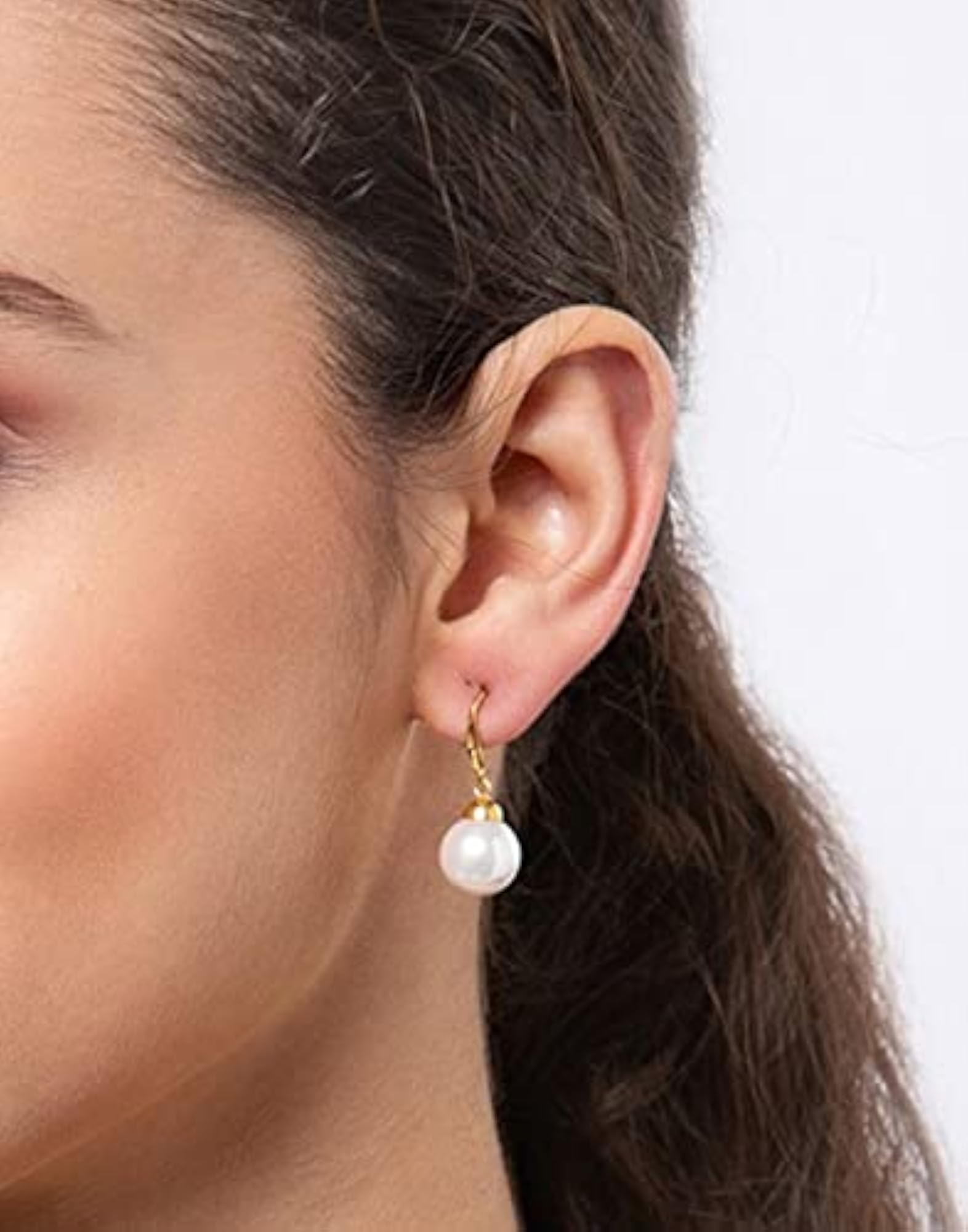 Women's 925 Silver Classic Pearl Earrings for Daily Wear