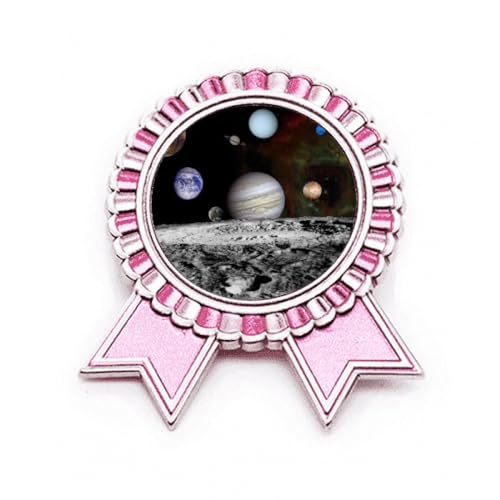 Broche Many Planets Dark Universe pour raviver un vêtement triste