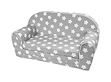 El regalo perfecto para cumpleaños o cualquier otra ocasión, con este sofá cama se alegrará a los niños. El sofá tiene un bonito diseño infantil y un tono estiloso adecuado para cualquier habitación infantil. A los niños les encantará tener sus propios muebles y compartirlos con sus amigos. Este sofá abatible de 2 plazas lo hace posible.