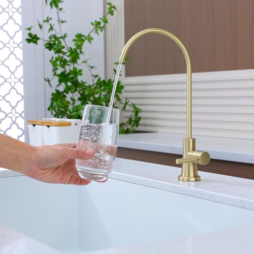 Robinet d'eau potable or brossé en acier inoxydable SUS304 pour évier élégant