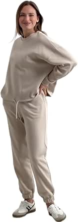 Amazon.com: Cozy Comfort - Women's 2-Piece Sweatsuit Sets with Stylish ...