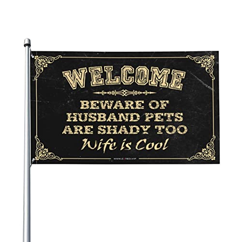 Décoration de grotte pour homme : grand drapeau de jardin Welcome humoristique 152 x 244 cm