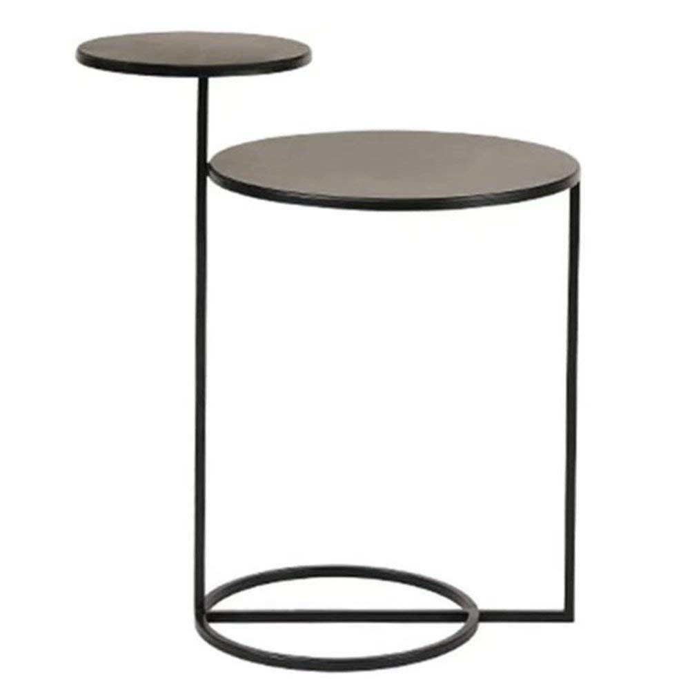 Table basse moderne en fer d'art SENSEN pour aménager un coin lecture de petit appartement
