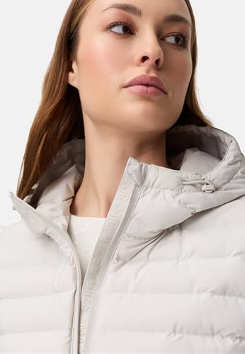 Chaqueta camel active de mujer blanca: protégete del frío con elegancia urbana 6