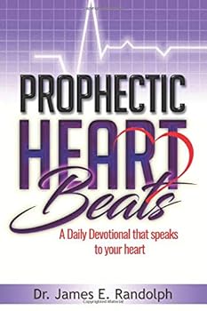 Paperback Prophetic Heart Beats: A 31 Day Devotional (1) Book