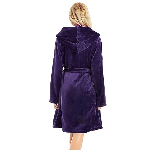 Image of U2SKIIN Women Hooded Fleece Robe, Short Plush Robes for Womens With Hood Soft Warm Spa Bathrobe