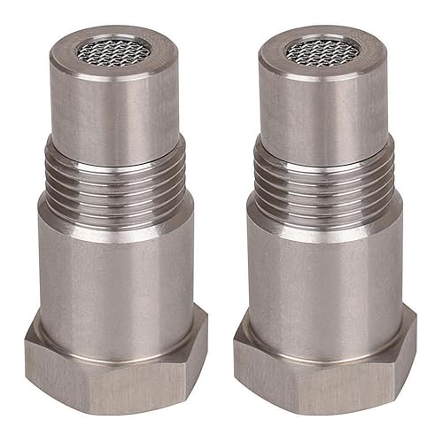 【Contenuto】2 adattatori per sensori di ossigeno M18 x 1,5 mm con filtro sono componenti essenziali per ottimizzare le prestazioni e l'affidabilità del sistema di controllo delle emissioni automobilistiche.