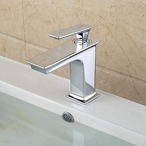 Robinet mitigeur de salle de bain durable avec installation facile sur évier