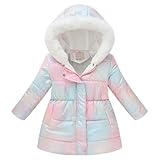 【Conception Pratique & Design Raffiné】Ce manteau pour filles allie style et fonctionnalité : il inclut des poches zippées (pour ranger petits objets) et une fermeture à glissière fluide, facile à manipuler pour les doudounes fille de 8 ans ou 12 ans. Son design moderne (dégradé associé à des motifs de flocons de neige) et son col capuche en fausse fourrure font de ce manteau fourrure un choix tendance pour les manteaux fille hivernales.
