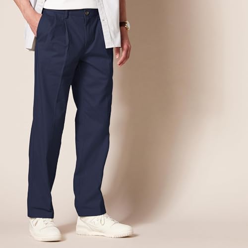 Amazon Essentials Men's Classic-Fit Wrinkle-Resistant Pleated Chino Pant, Navy, 29W x 32L - image 3