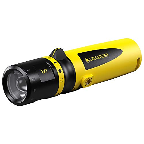 Ledlenser Linterna de bolsillo LED robusta para taller EX7, enfocable, funcionamiento con 3 pilas AA, protegida contra explosiones zona EX 0/20, 200lm, impermeable IP68, 120 m de haz de luz