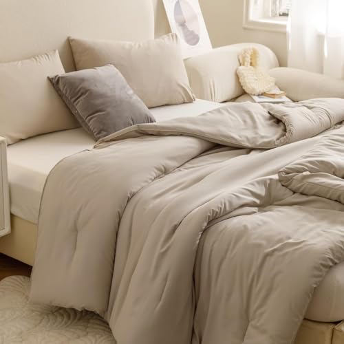 Image of ROSGONIA Oversized King Comforter 120x120, 3pcs Super King Comforter (1 Oatmeal Comforter & 2 Pillowcases) Lightweight Warm Bedding Set Blanket Quilt