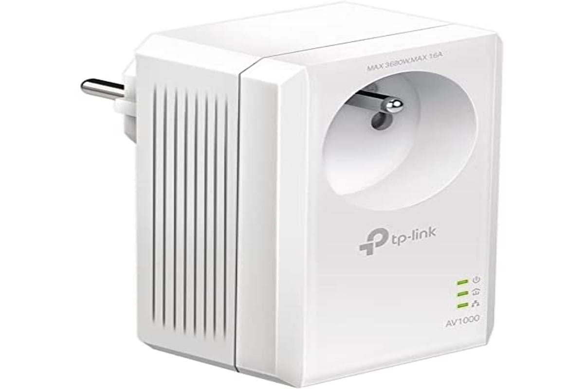 TP-Link 1000 Mb/s CPL z 1 portem Gigabit i wbudowanym gniazdem - idealny do korzystania z usługi Multi-TV w domu, kompatybilny ze wszystkimi pudełkami, TL-PA7017P (PL)