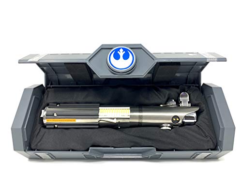 Galaxy's Edge Rey Legacy Lightsaber Hilt Disney Parks