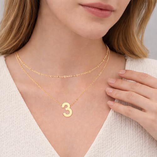 Collier avec chiffres dorés YZCIS à effet double chaîne empilable et moderne