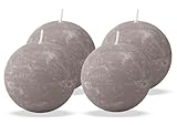 Brandsseller 4er Set Kugelkerzen 9cm Ø – Rustikale Kerzen rund & durchgefärbt aus Paraffin – Lange Brenndauer – Dekokerzen für Weihnachten, Adventskranz, Tischdeko & Feste Taupe