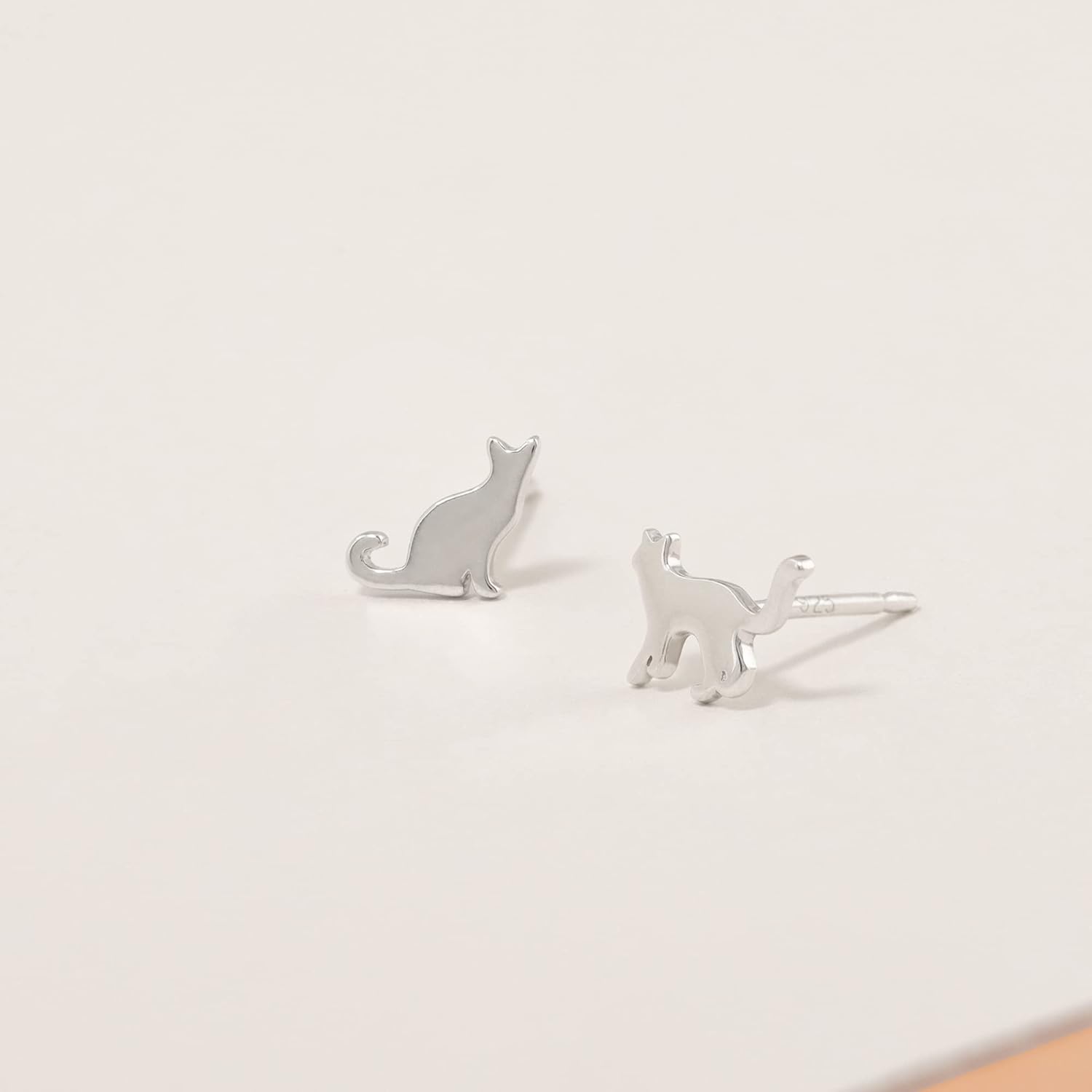 Boma Jewelry Sterling Silver Cat Mismatched Stud Earrings - Image 3