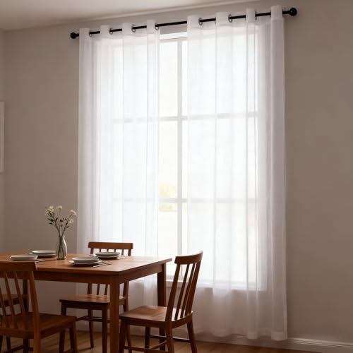 Visillo cortinas con ojales para salon que permiten la entrada de luz natural en el balcon 2