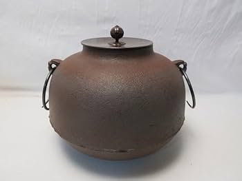 N962 茶釜 『人間国宝 高橋敬典造』『万代屋釜』 共箱 茶道具 Amazon.co.jp: 507725 茶道具 人間国宝 釜師 高橋敬典造 真形釜