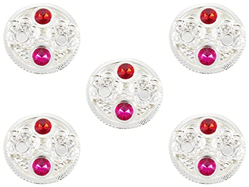 Pooja objets sacrés pour purifier l'espace avec thali plaqué argent