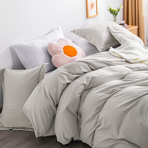 Image of NTBAY Queen Duvet Cover Set, 1 Duvet Cover and 2 Pillow Shams, Soft Brushed Microfiber Comforter Cover with Zipper Closure, Light Grey