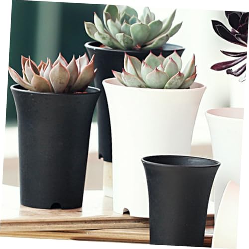 Pots de fleurs noirs avec trou de drainage pour éviter l'excès d'eau - 5