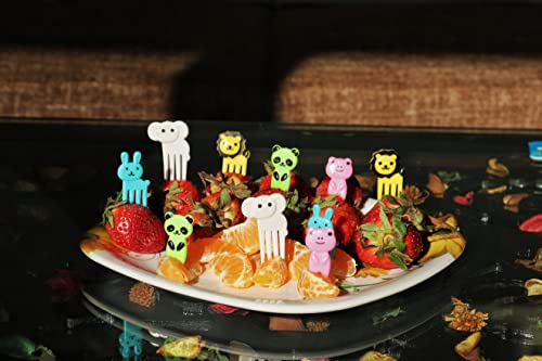 Image of Street27 10Pcs Food Fruit Fork Picks for Kids Cute Animals Bento Box Decor Forks Cake Little Forks Dessert Forks Cartoon Toothpick for Kids Cake Dessert Kids Cocktail Sticks (10pcs Cute Animals - A)