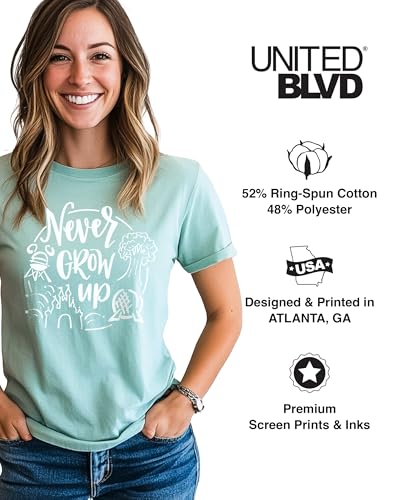 Image of Vacation Character Unisex Cotton T-Shirt|Cartoon Vintage Graphic Tee|Perfect for Vacation & Casual Wear