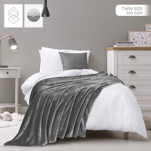 Image of Utopia Bedding Ultra Soft Fleece Bed Blanket Twin Size Grey (90x66 Inches)