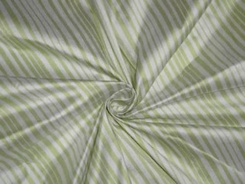 Tissu Dupioni pure soie rayé vert pomme pour confectionner des vêtements structurés
