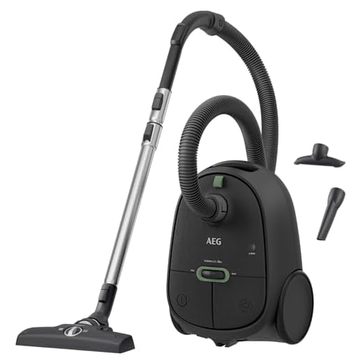 AEG CLEAN 6000 AB61C1OKO ÖKO Staubsauger / hohe Saugleistung / Zusatzdüsen / XL-Räder / Edelstahl-Teleskoprohr / 65% Recyclingmaterial / 12 m Kabel / 750 Watt / Zubehör / grau