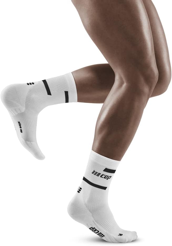 CEPMen's Crew Cut Athletic Performance Running Socks 4.0 - Mid Cut Socks