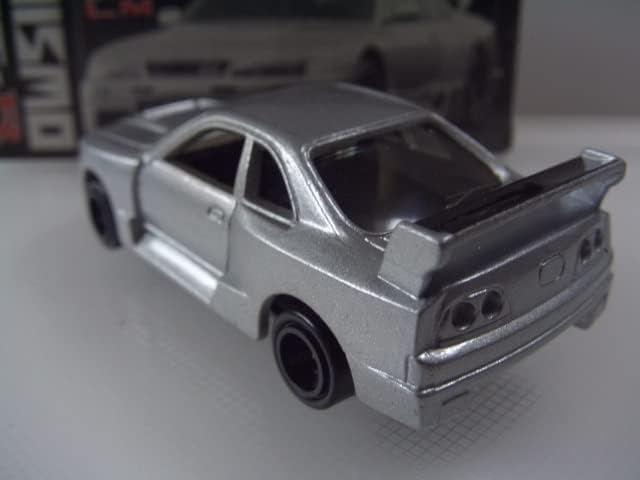 トミカ 日産スカイライン NISMO GT-R LM アイアド特注